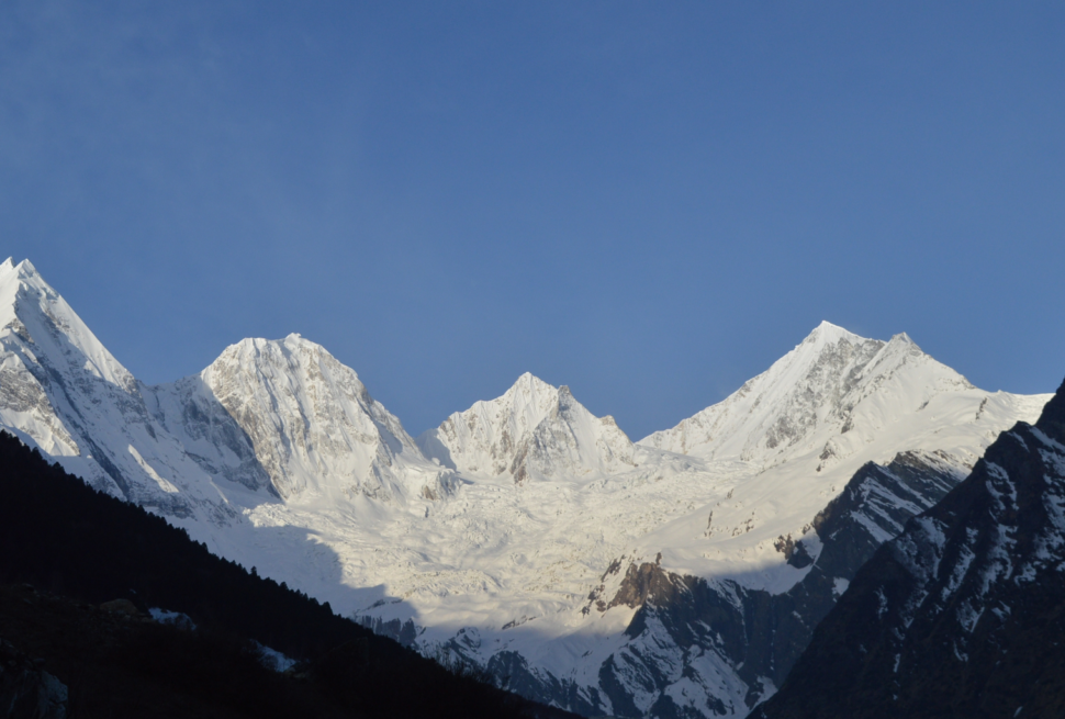 A clear, unfiltered close-up view of the five snow-capped Panchachuli peaks in the Darma Valley, Uttarakhand.